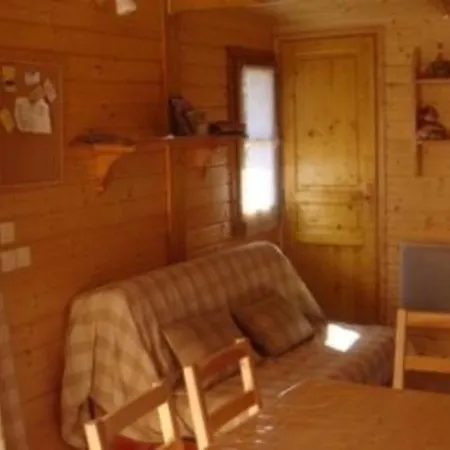 Campingplatz Confortable, Animaux Acceptes - 5 Pers. - Api-1-52-2919 *